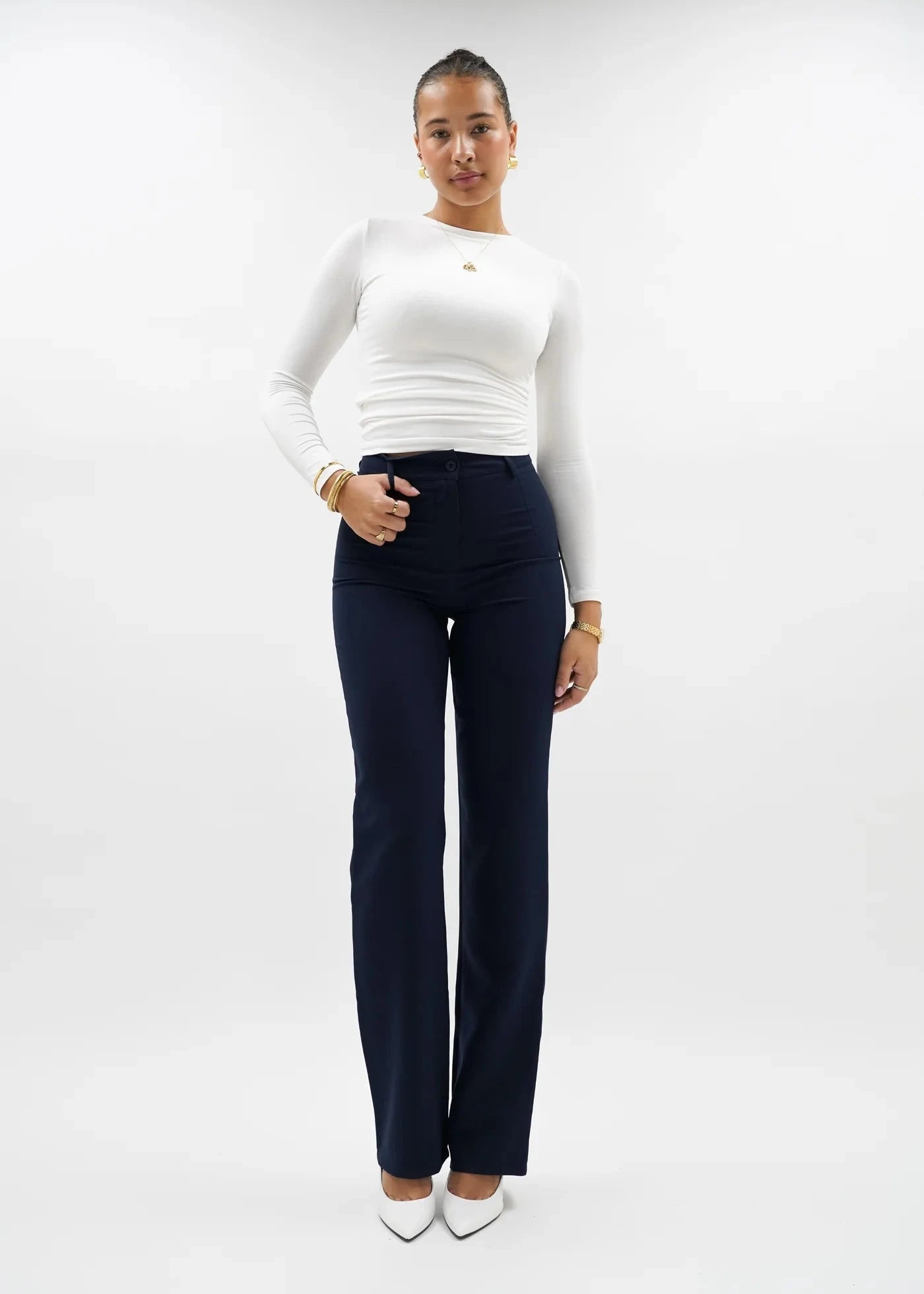 Straight Leg Pants Classic Alpha Aura