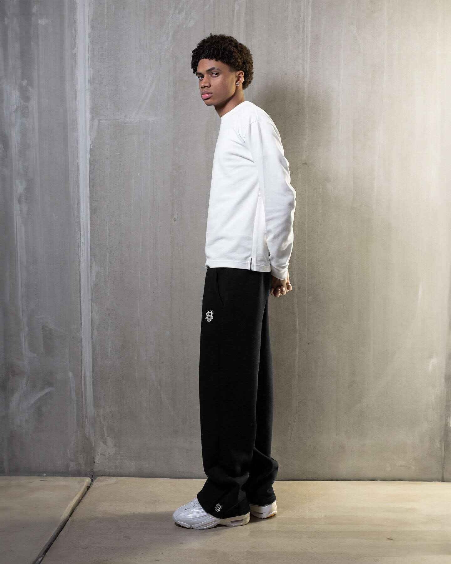 Alpha Flared Sweatpants Alpha Aura Black S